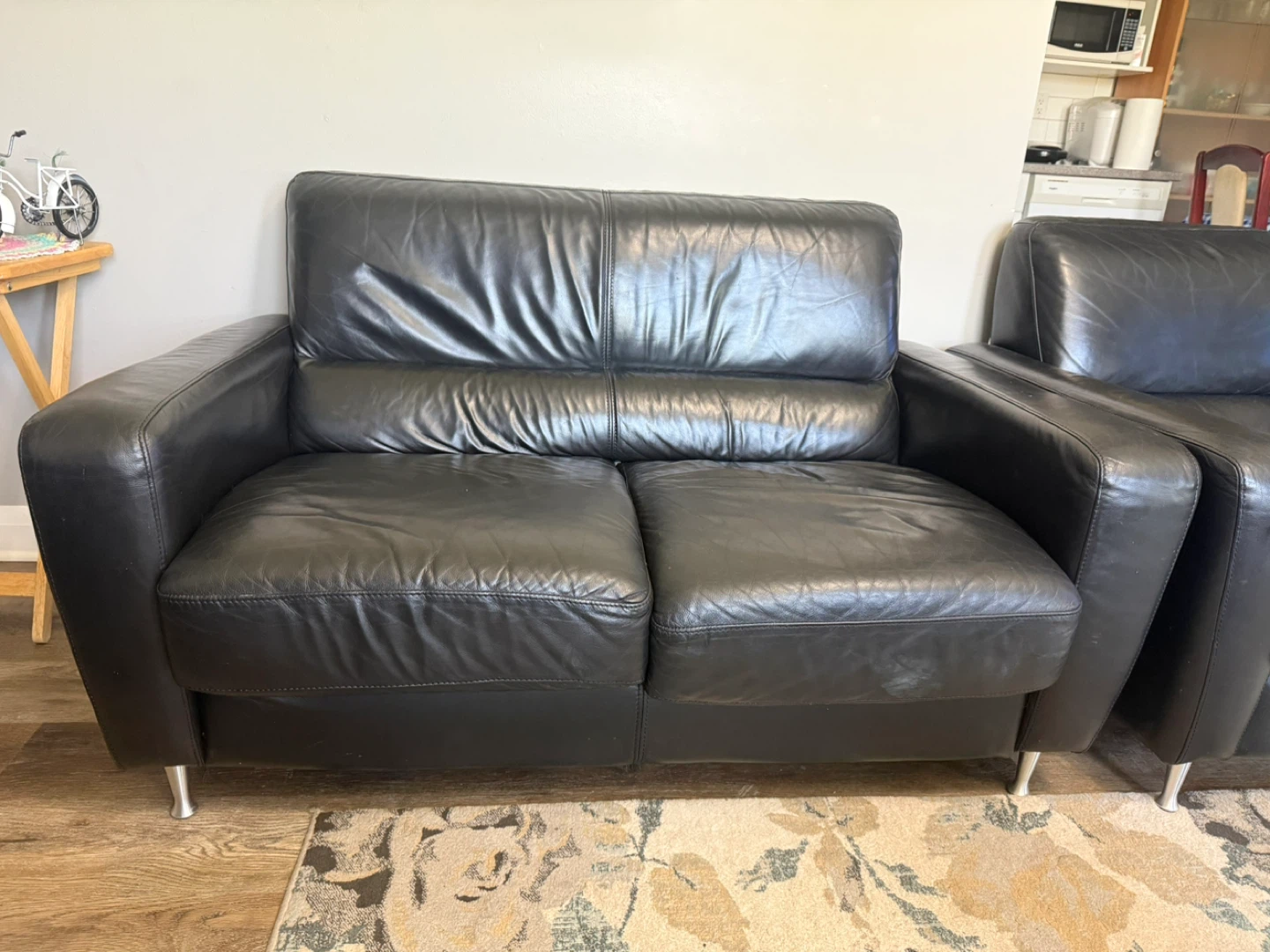 Black Leather Loveseat and Armchair Set