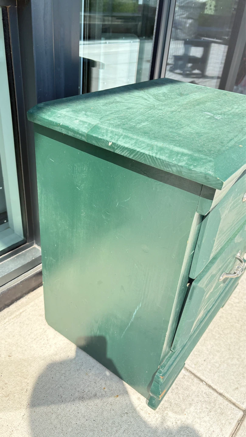 Green Two-Drawer Nightstand - photo 3