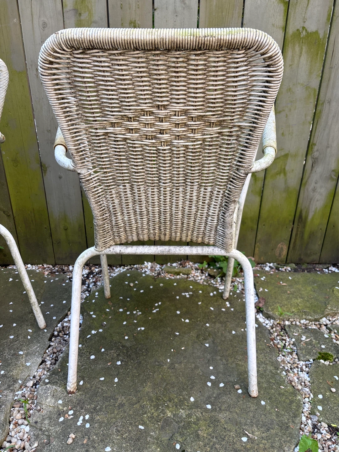 Small vintage wicker plastic & metal outdoor chair - photo 2