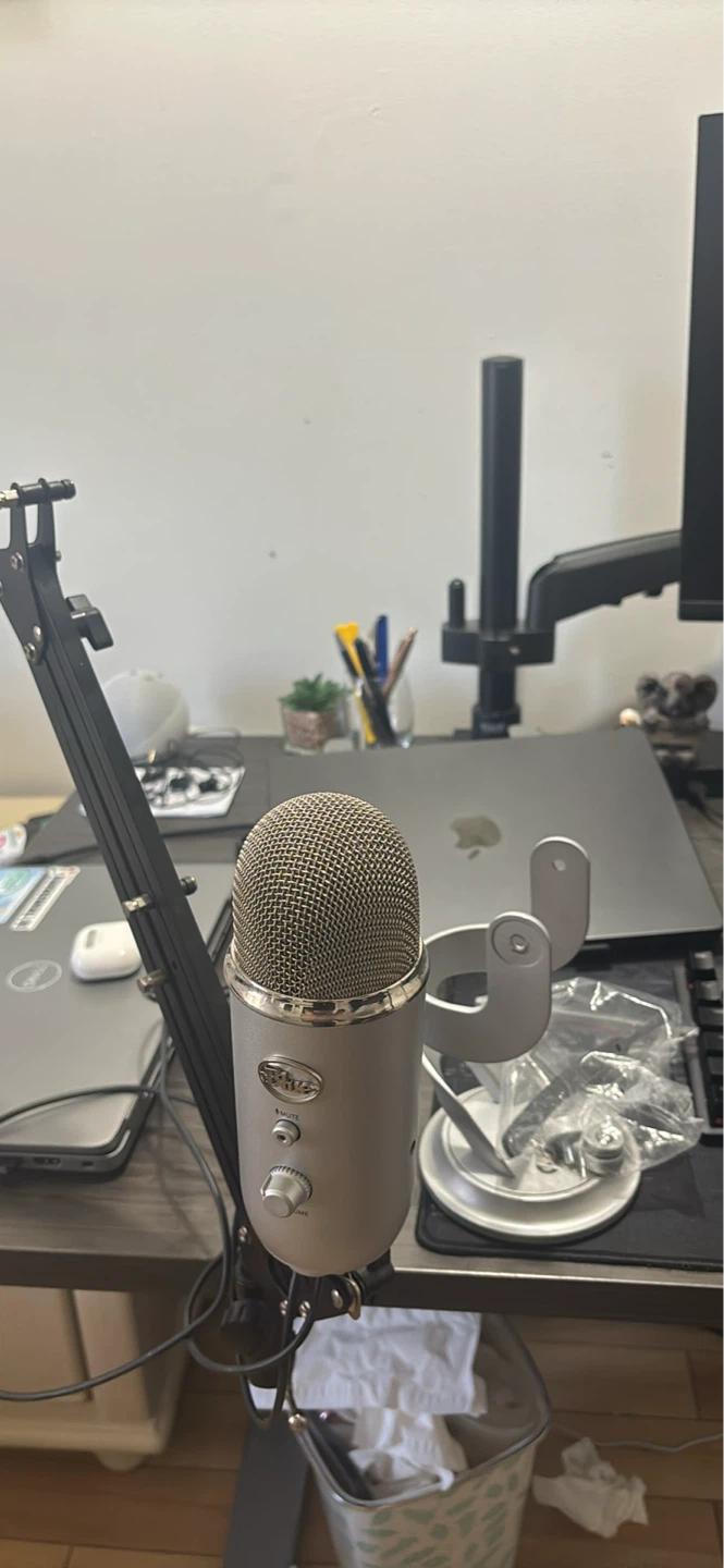 Blue USB Microphone with stand - photo 2