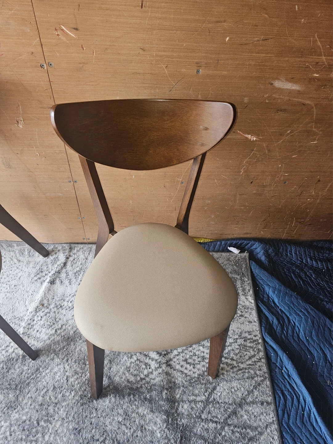 4 new Mid-Century Modern Style Dining Chairs