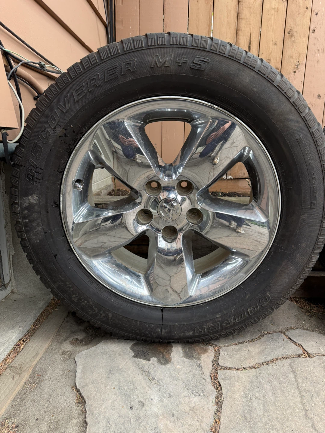 OEM Alloy Rims 20x8 Dodge Ram1500 5-Spoke Chrome Clad 2013-2021 - photo 2