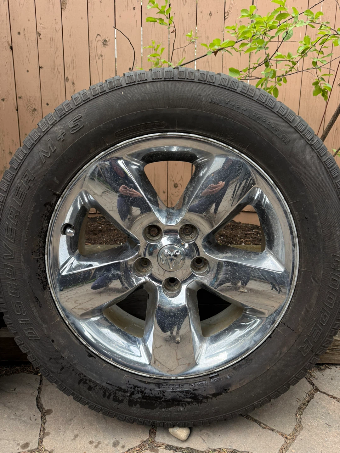 OEM Alloy Rims 20x8 Dodge Ram1500 5-Spoke Chrome Clad 2013-2021 - photo 5