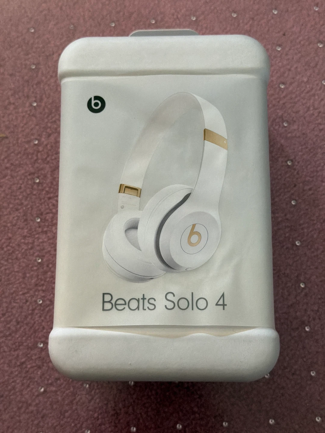 Beats Solo 4 Headphones - White