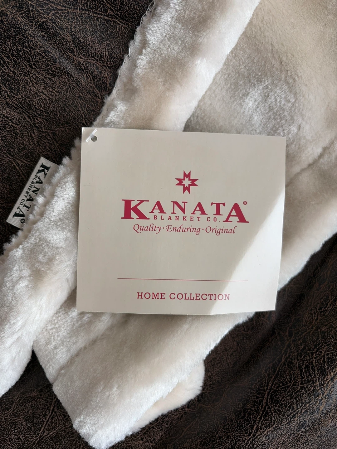 Kanata Blanket Co. "Faux Leather" Plush Throw Blanket - photo 2