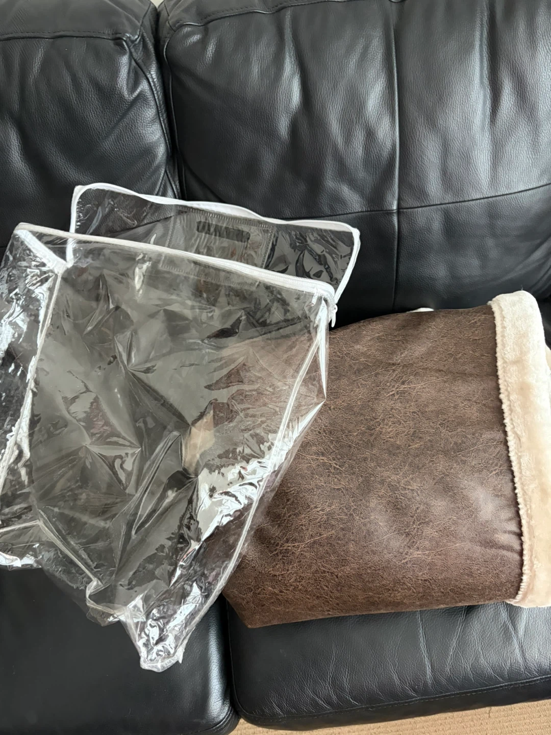 Kanata Blanket Co. "Faux Leather" Plush Throw Blanket - photo 5