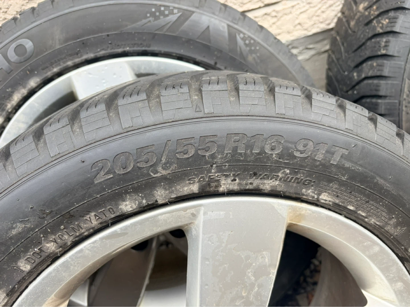 OEM Vw 5x112 wheels with Kumho WinterCraft Ice Wi31 Tires - photo 2