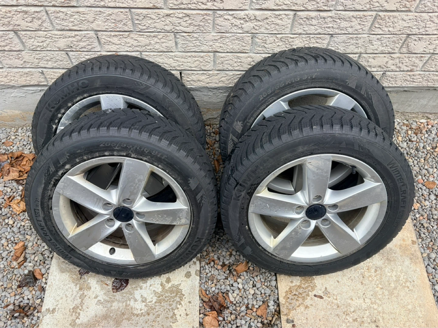 OEM Vw 5x112 wheels with Kumho WinterCraft Ice Wi31 Tires