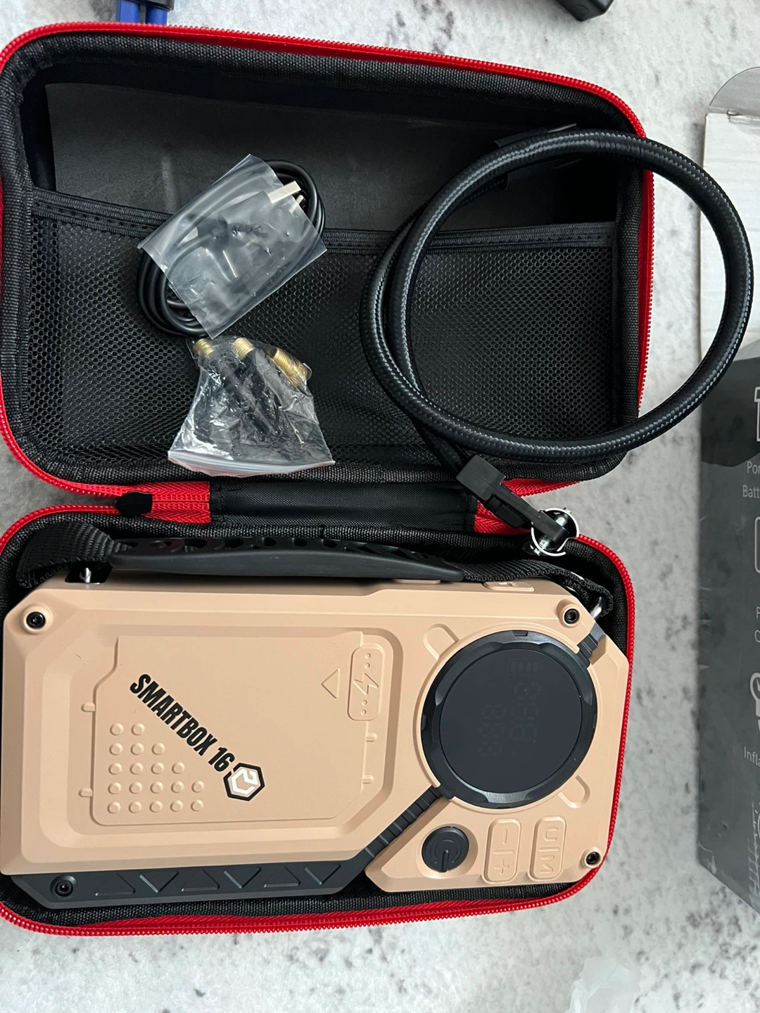 Smartbox 16 Portable Car Battery Starter - photo 4