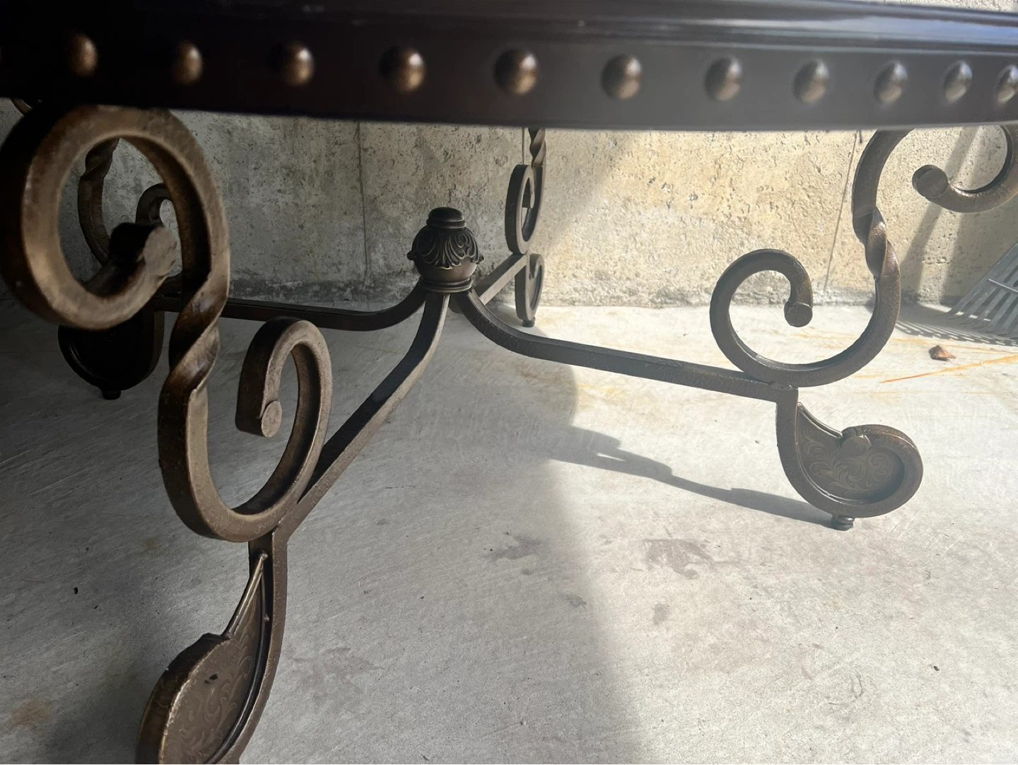 Set of two Round Coffee Tables with Ornate Inlay - photo 2