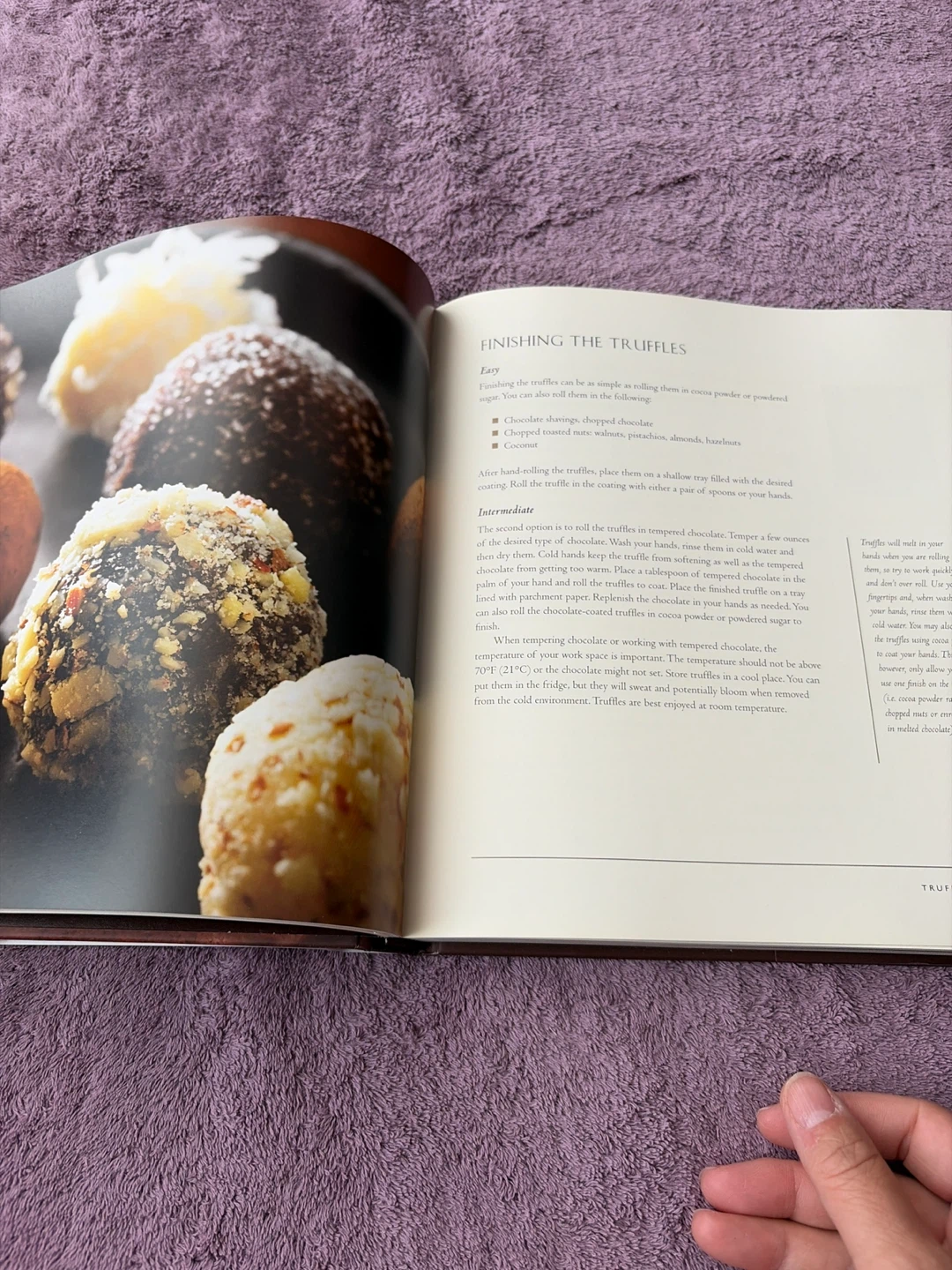 Lindt Chocolate Passion Cookbook - photo 2