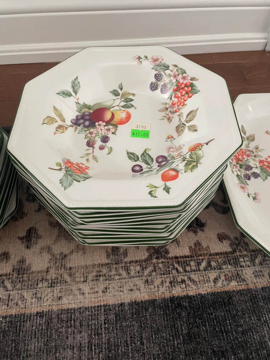 Johnson Bros Dishware Plate and Bowls - photo 2