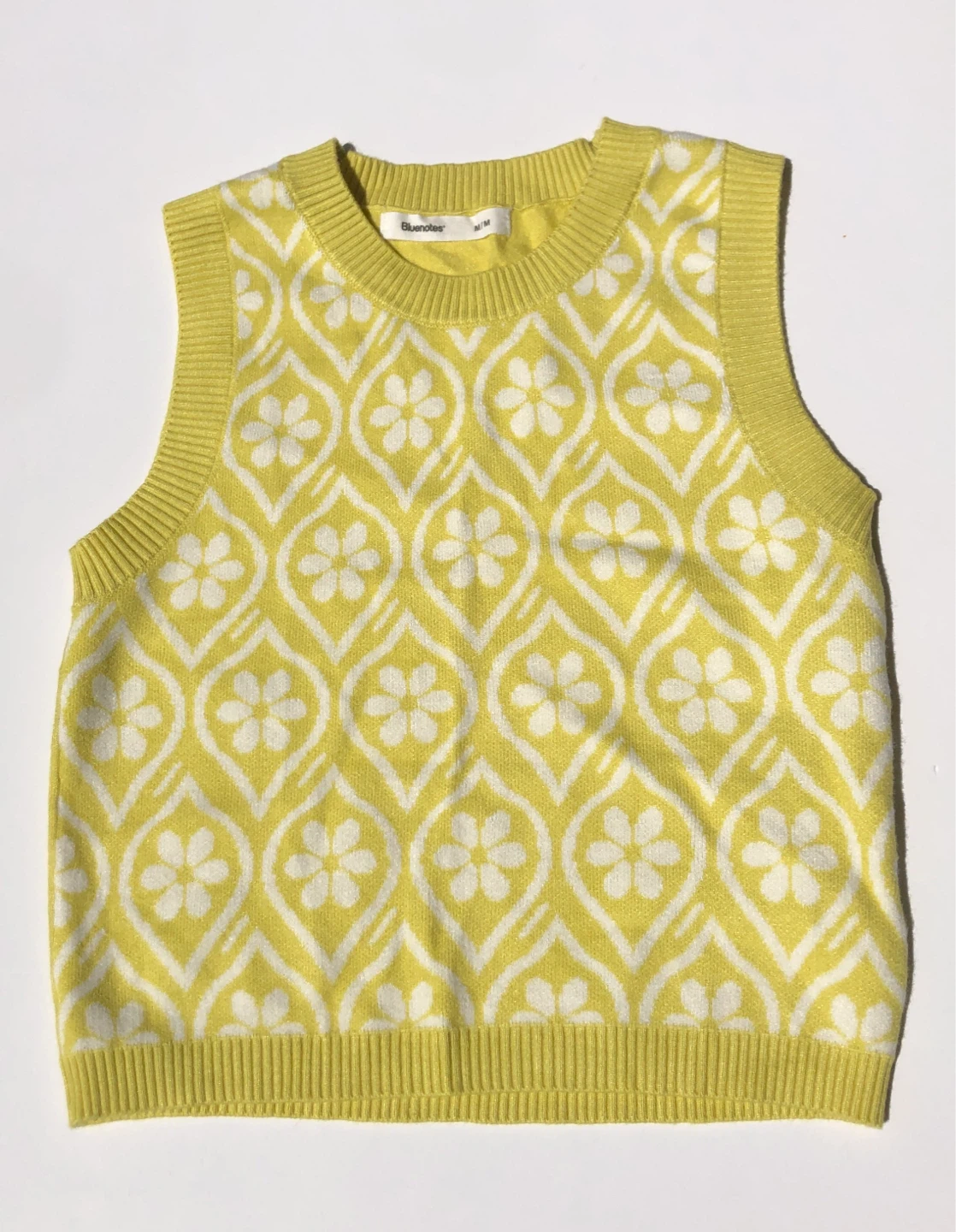 Bluenotes Women's Sweater Vest M/M Yellow Floral Pattern