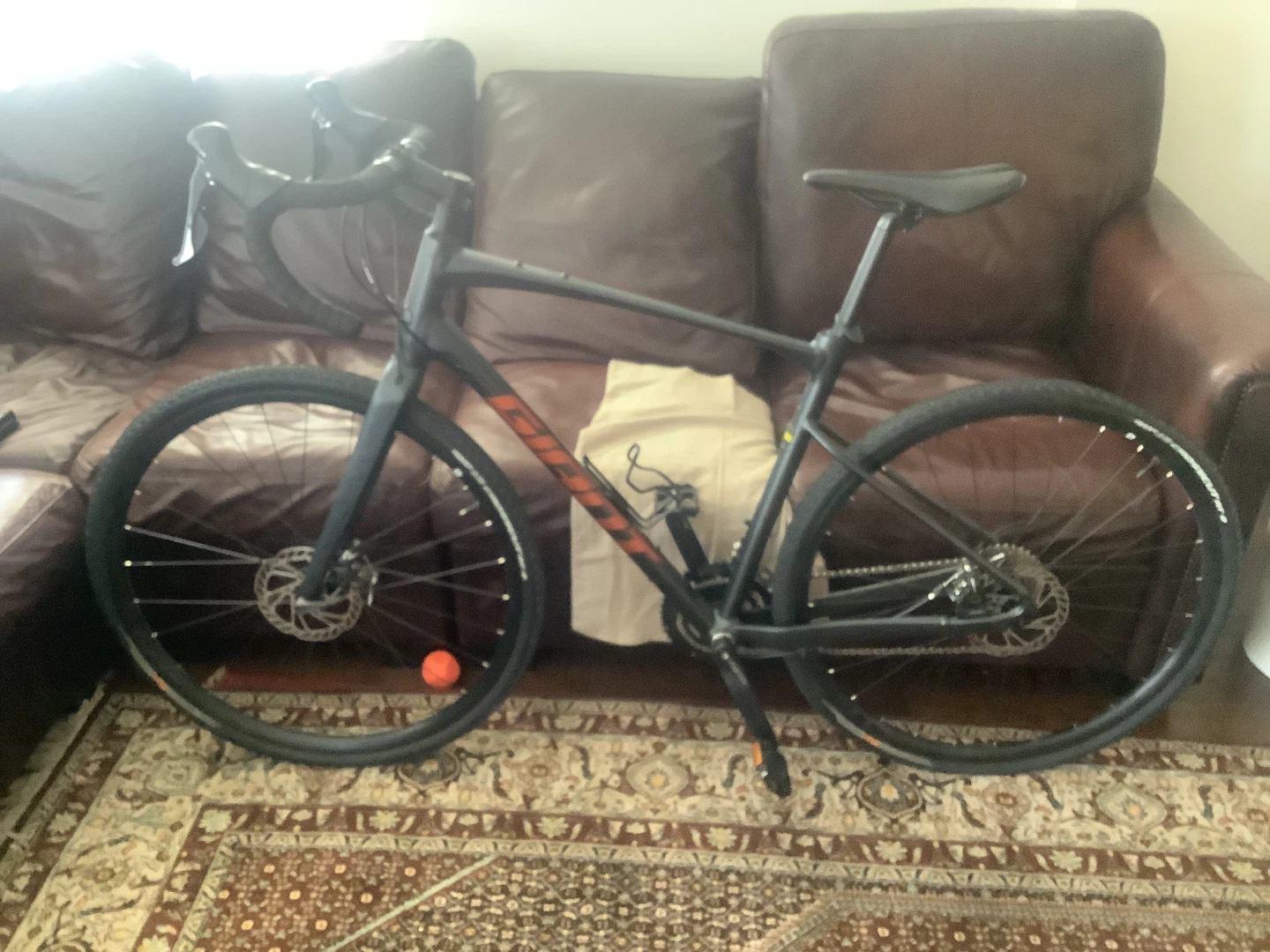 Giant Gravel Bike - photo 3