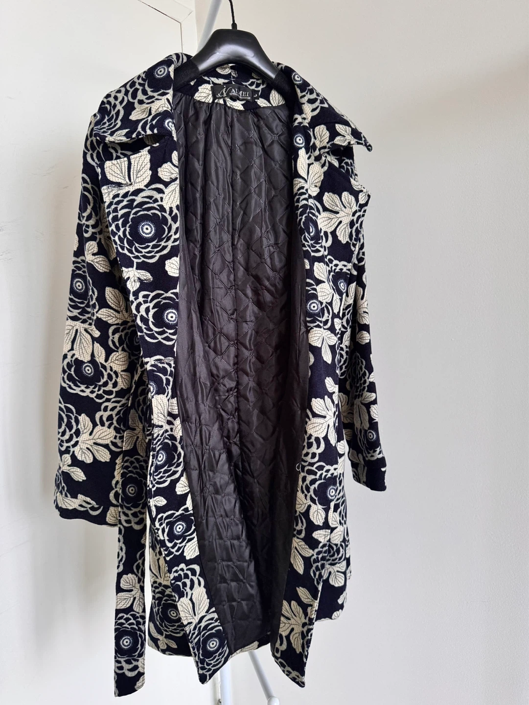 Women's Double-Breasted Floral Coat - photo 3