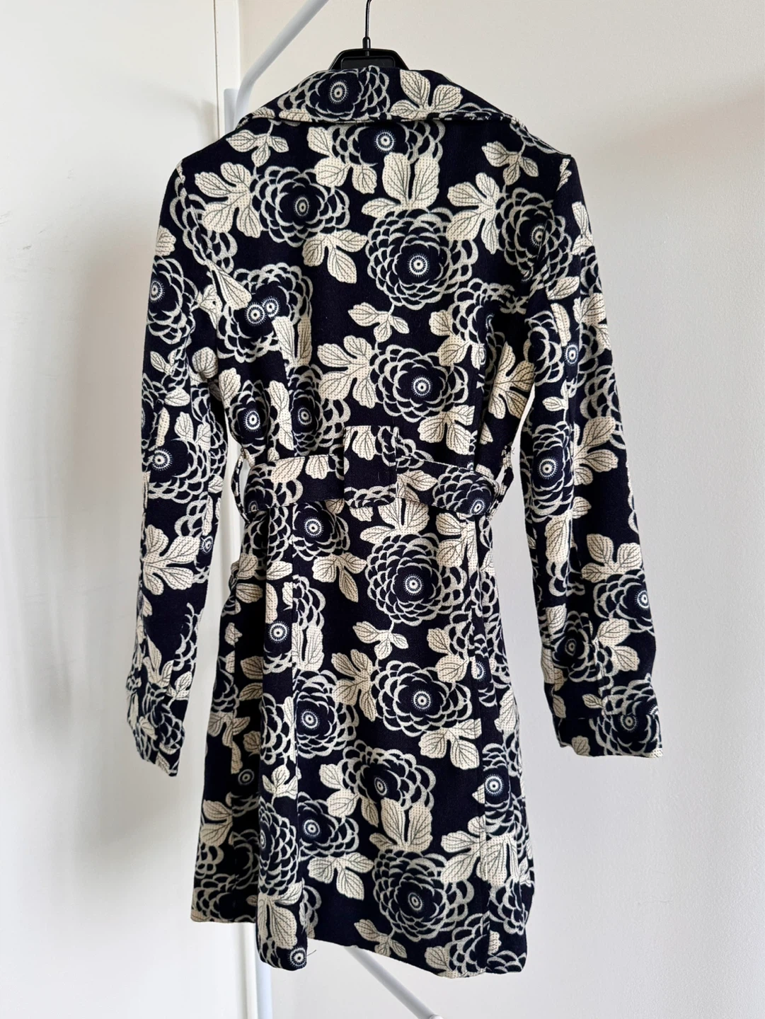 Women's Double-Breasted Floral Coat - photo 2