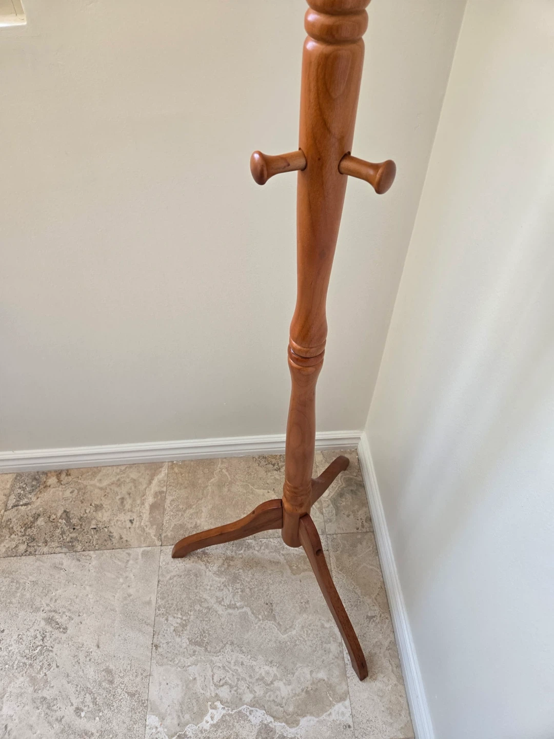 Traditional Wooden Coat rack - photo 3