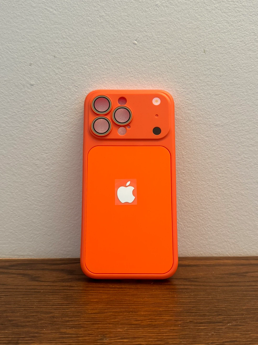 Orange Iphone 15 pro max case