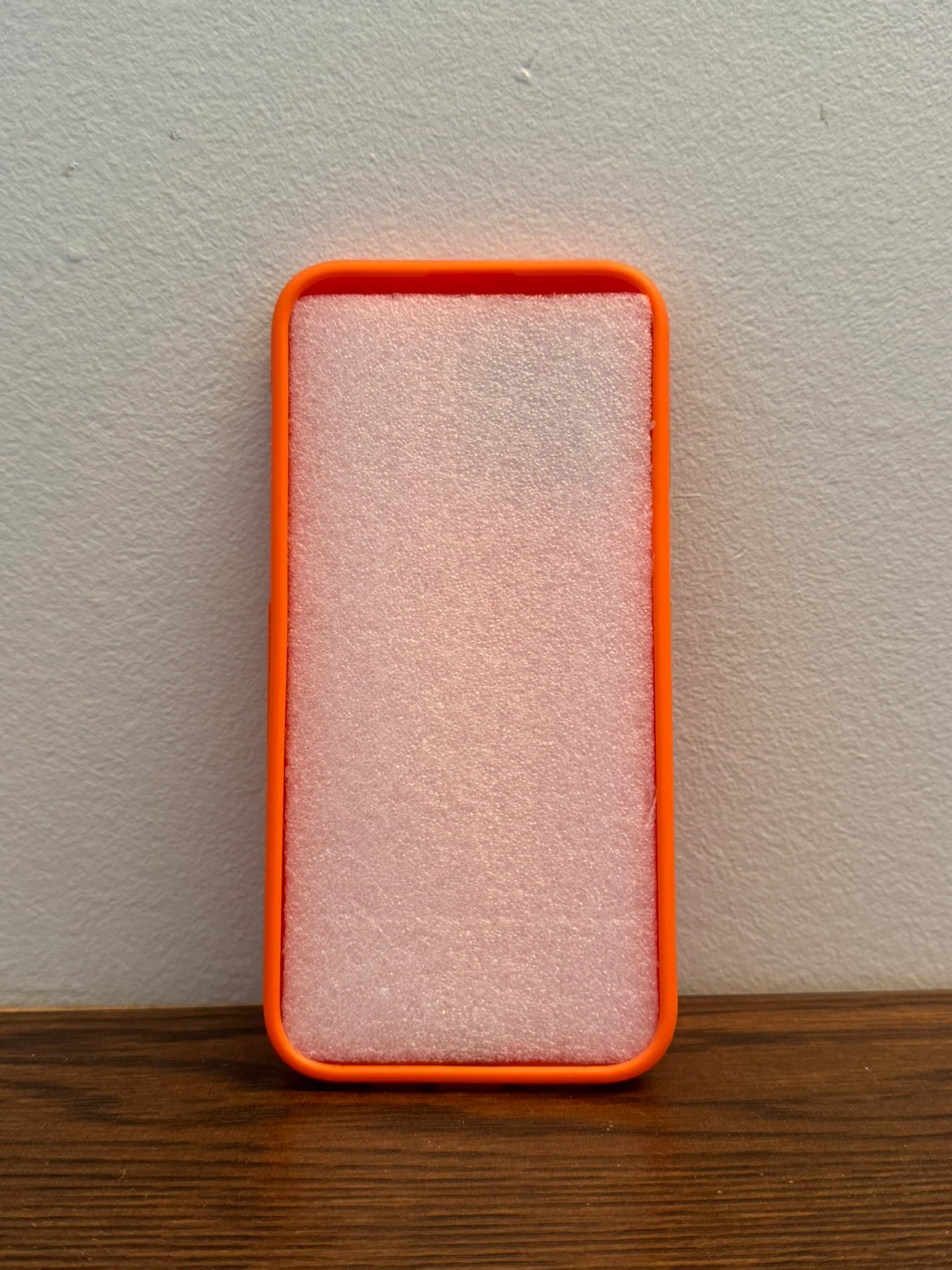 Orange Iphone 15 pro max case - photo 3