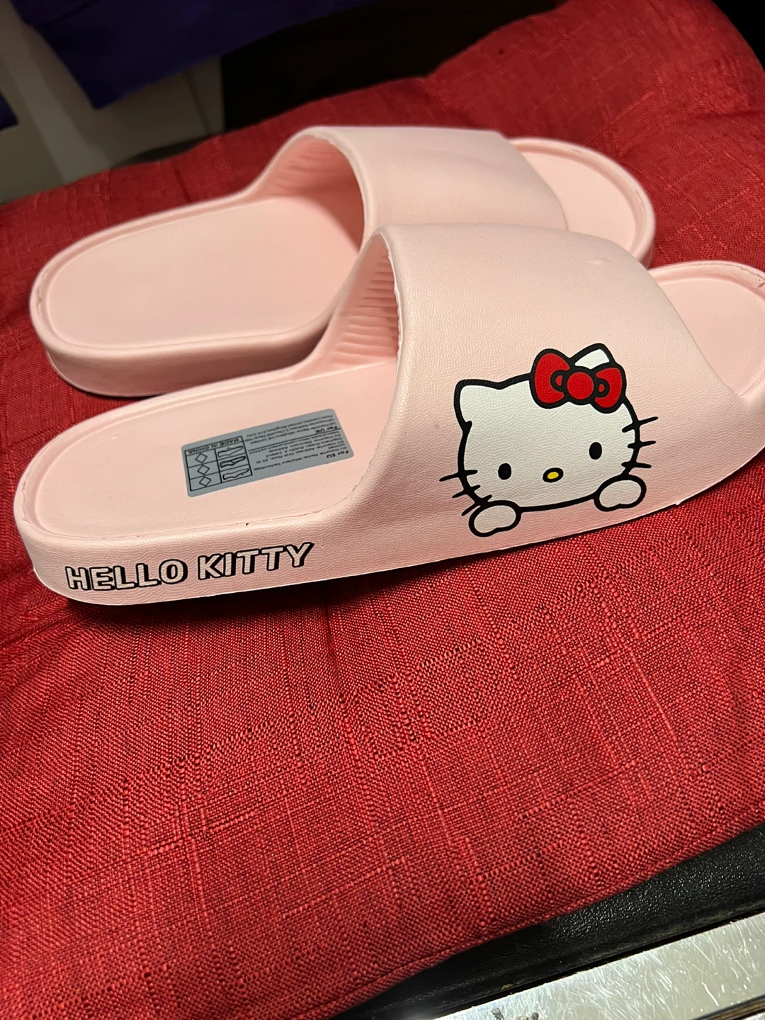 Hello Kitty Pink Slides Size 36-37 - photo 2