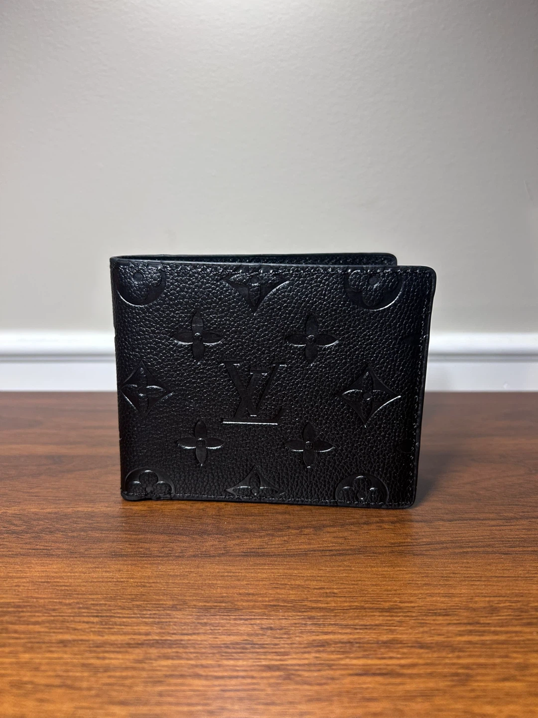 Louis Vuitton Bifold Wallet - Black