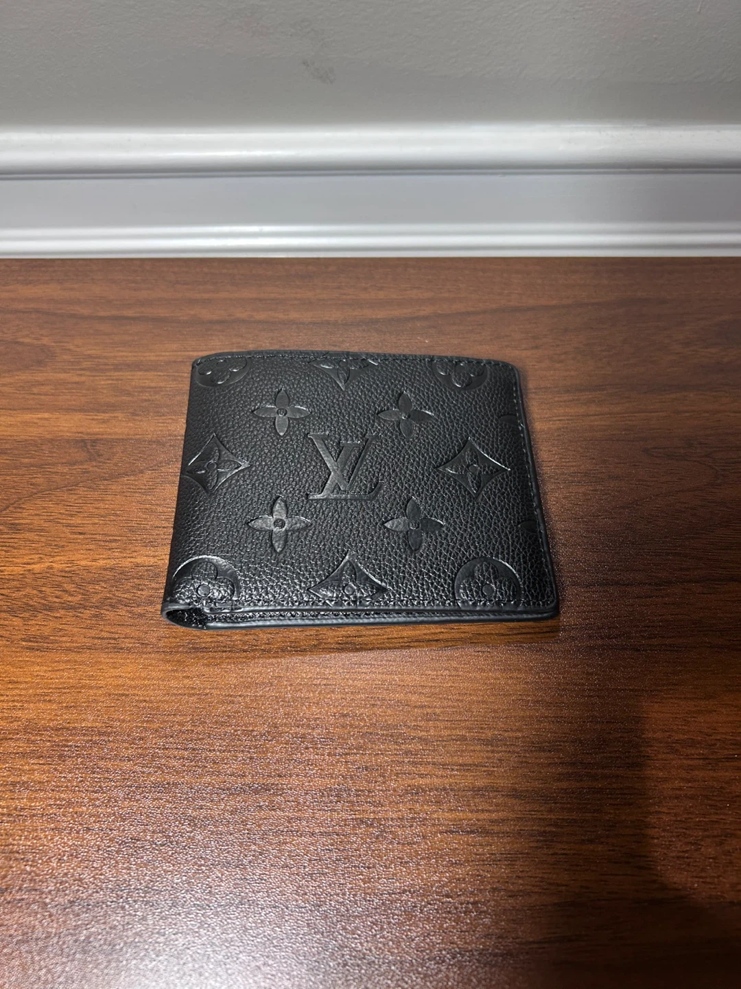 Louis Vuitton Bifold Wallet - Black - photo 2