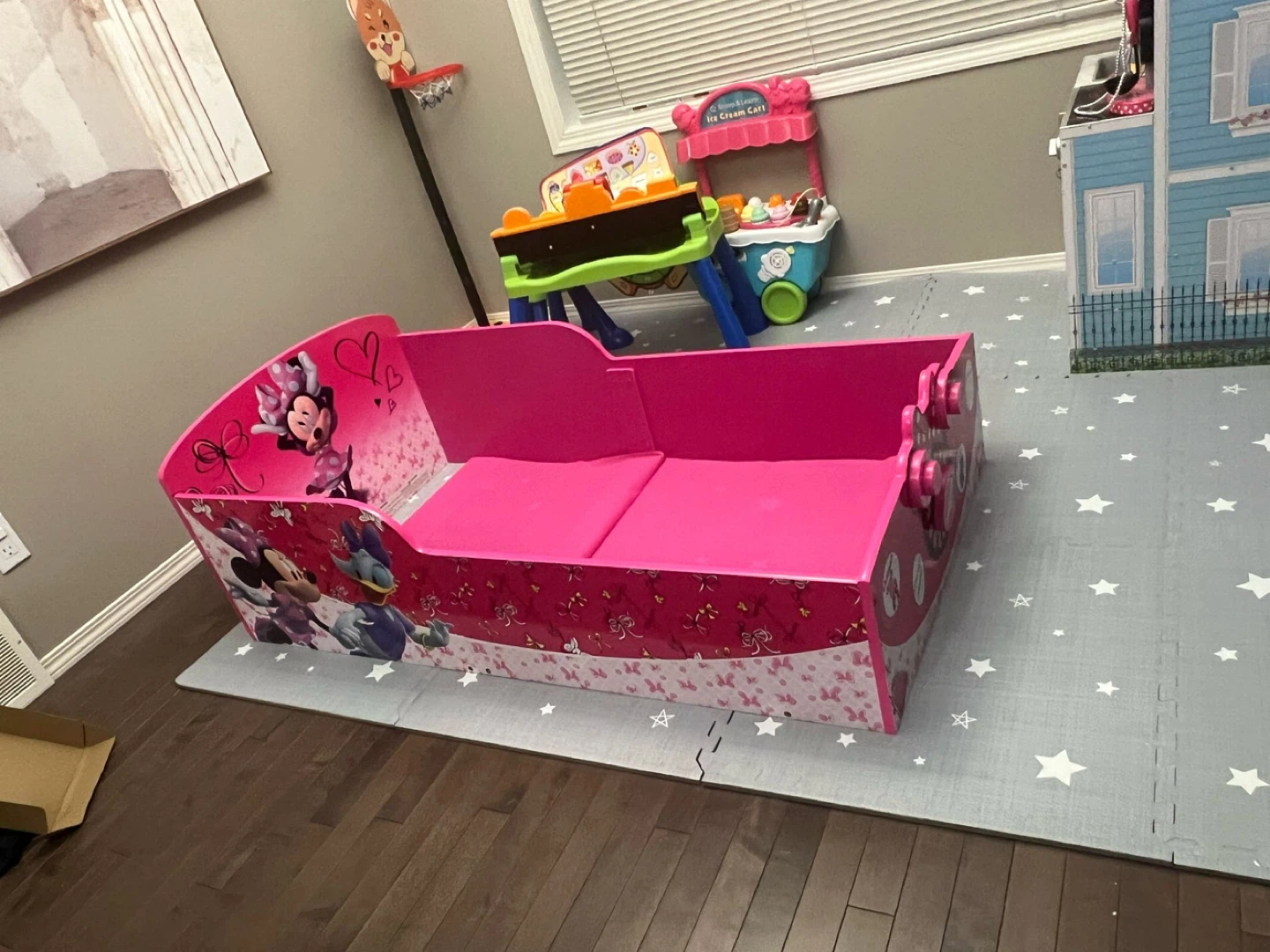 Disney Minnie Mouse Toddler Bed - photo 2