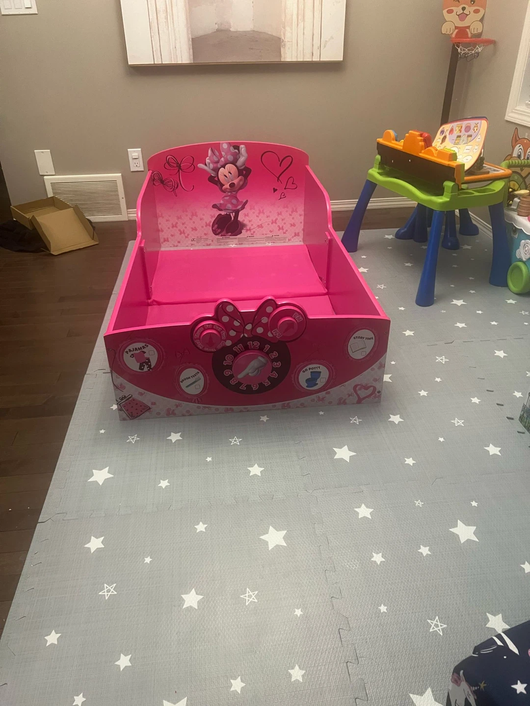 Disney Minnie Mouse Toddler Bed