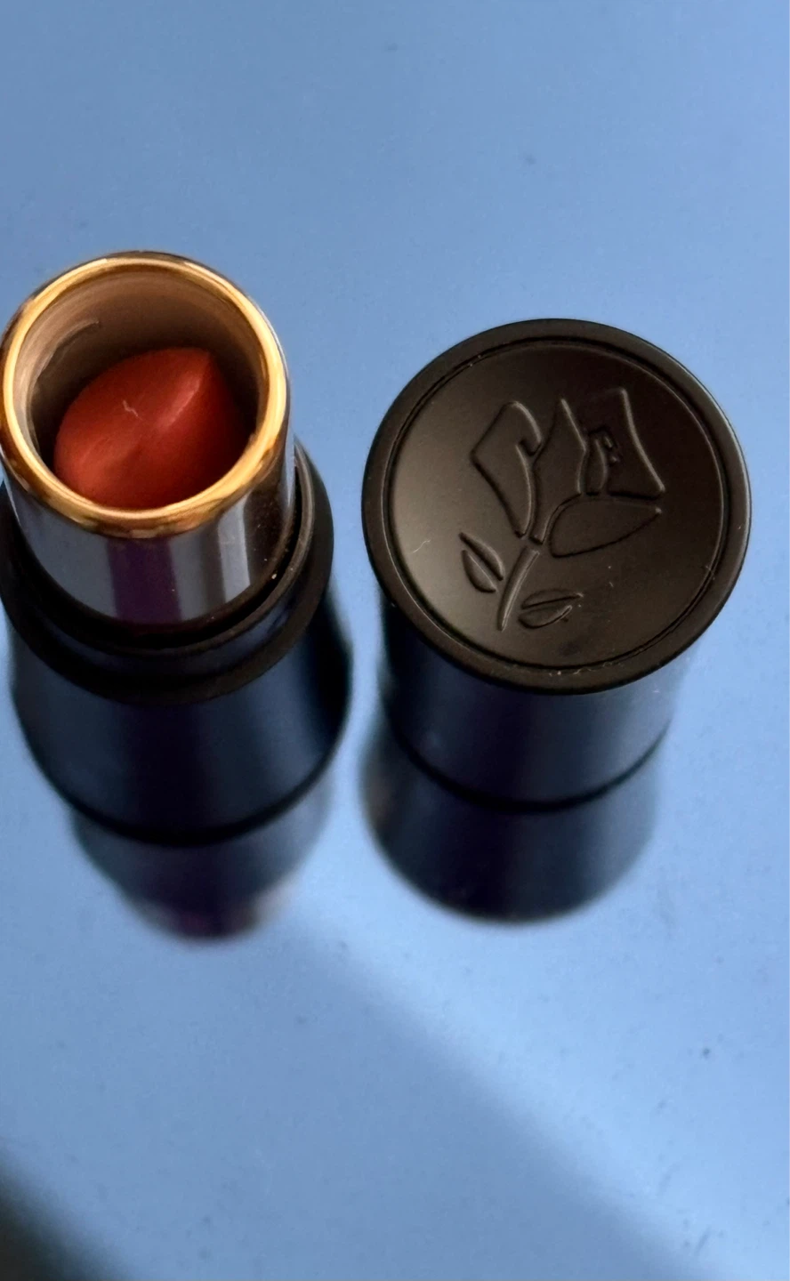 Lancôme L'Absolu Rouge Cream Lipstick - Shade 274 - photo 3