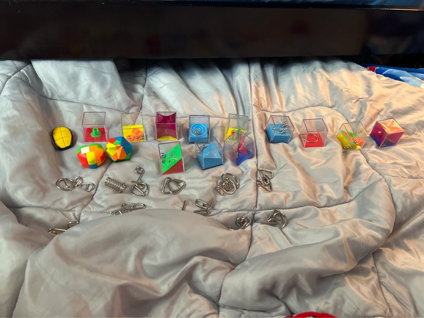27 Fidget toys
