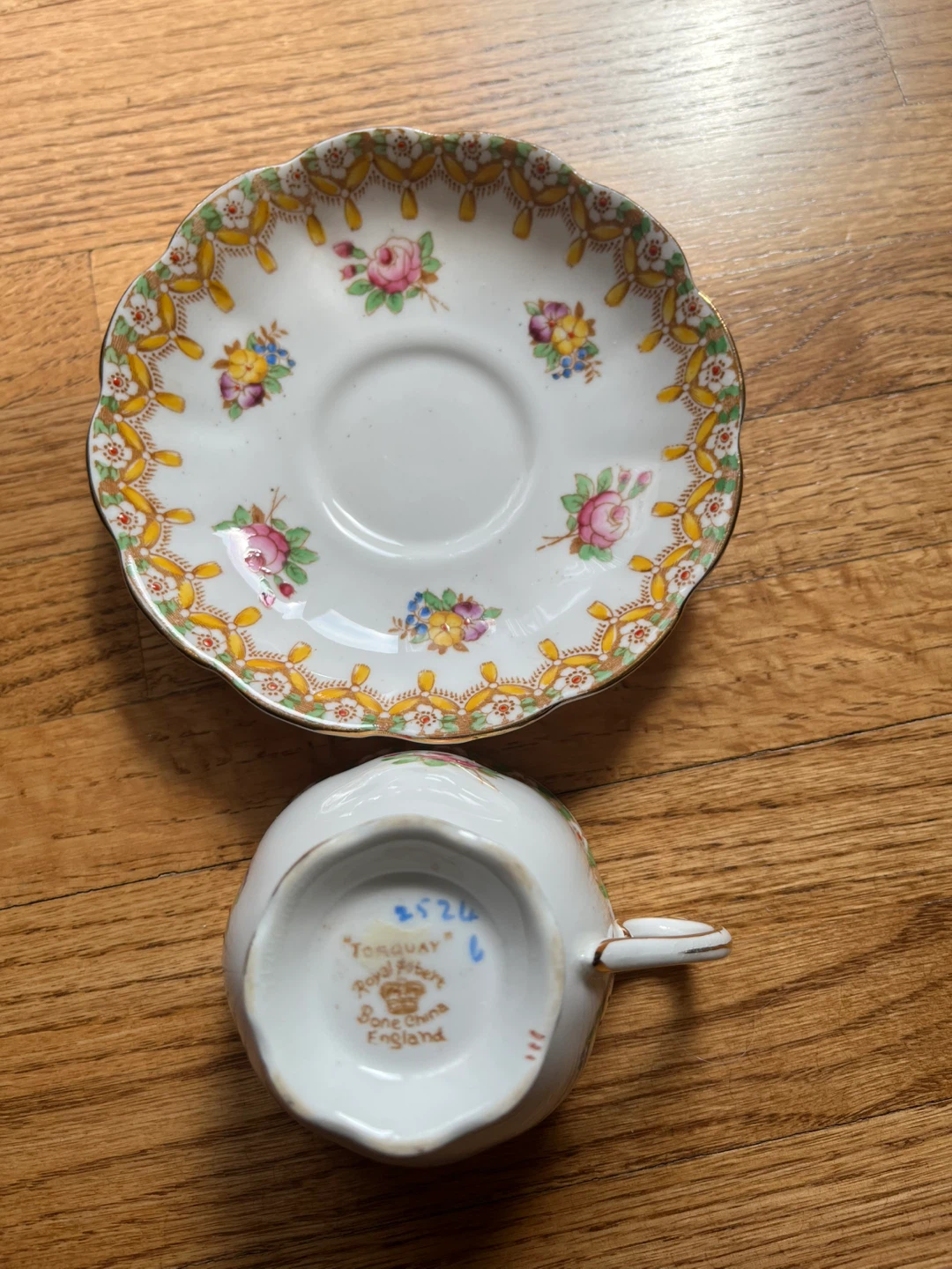 Royal Albert "Torquay" Teacup and Saucer - photo 2