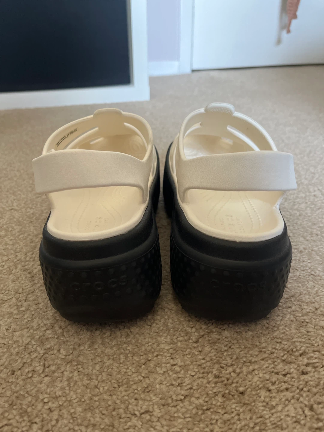 Crocs Women's Platform Sandals Size 6 White/Black - photo 4