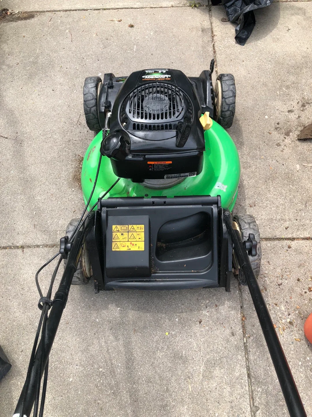AWD Lawnboy 6.5 hp with rear bag - photo 3
