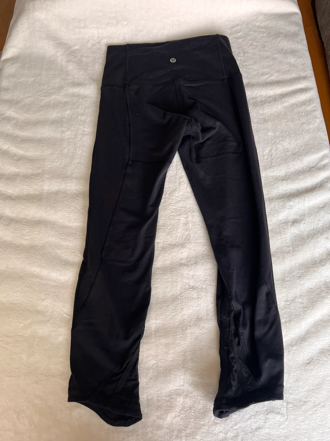 Lululemon Black Cropped Leggings Size 4 - photo 2