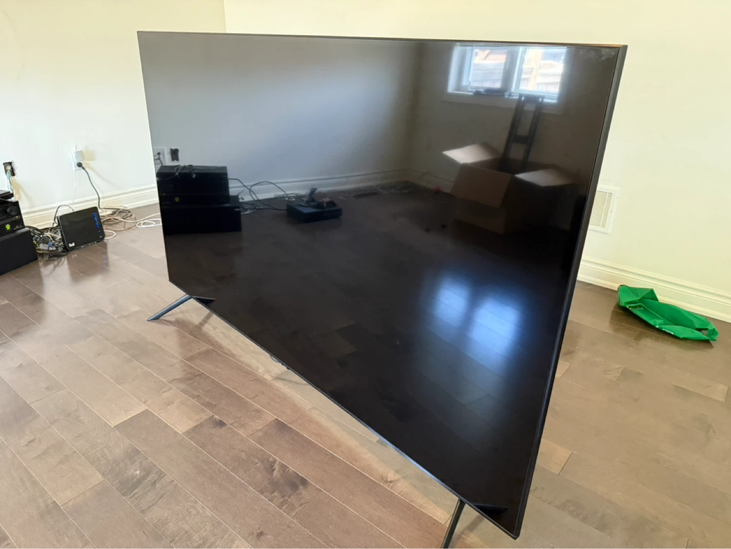 Samsung 86 inch uhd 4K Smart TV