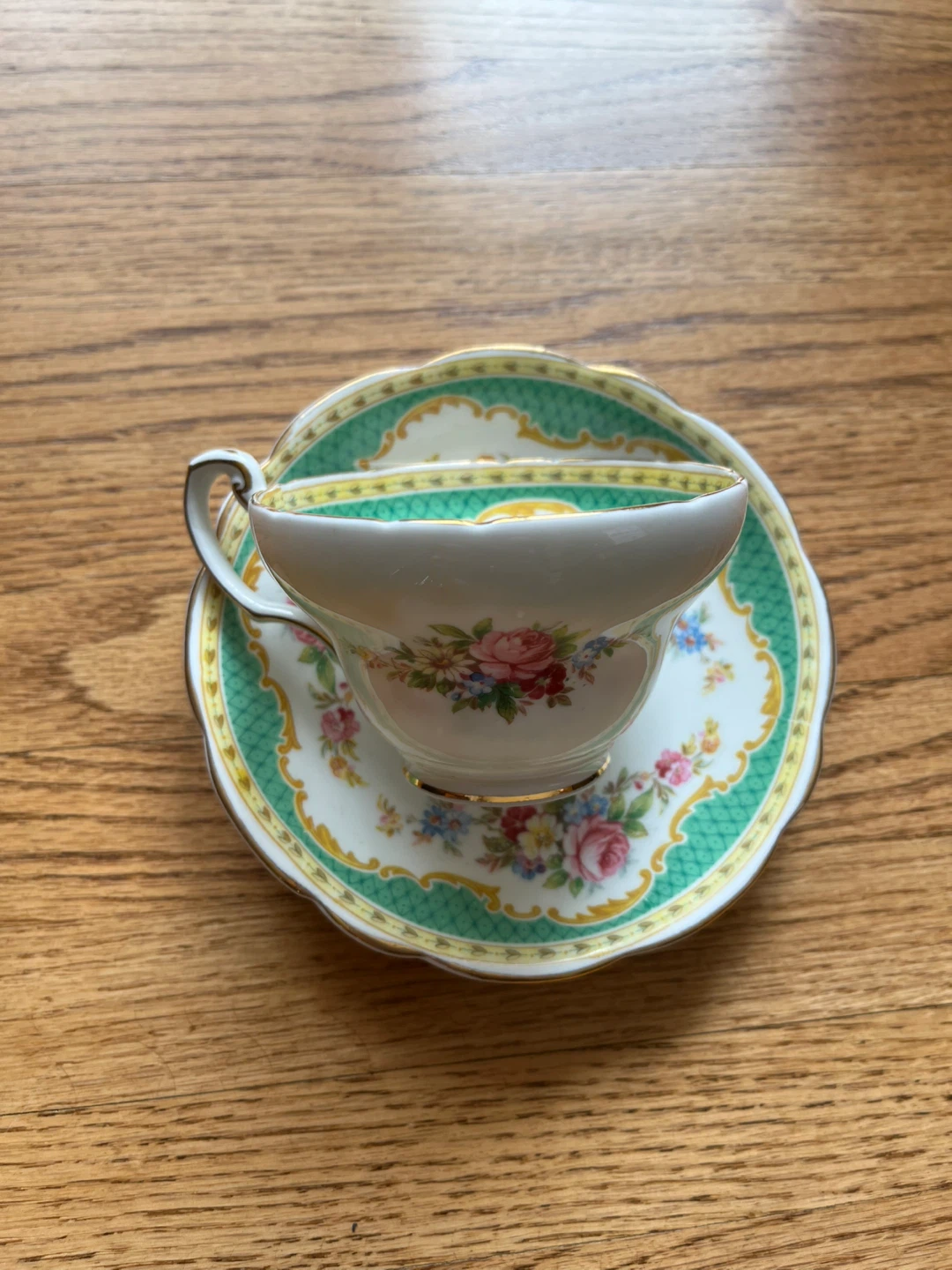 Foley China Windsor Tea Cup and Saucer Set