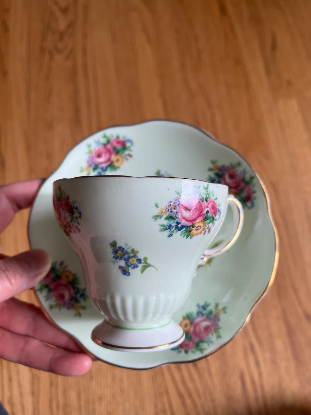 Vintage Floral Teacup and Saucer Set - photo 2