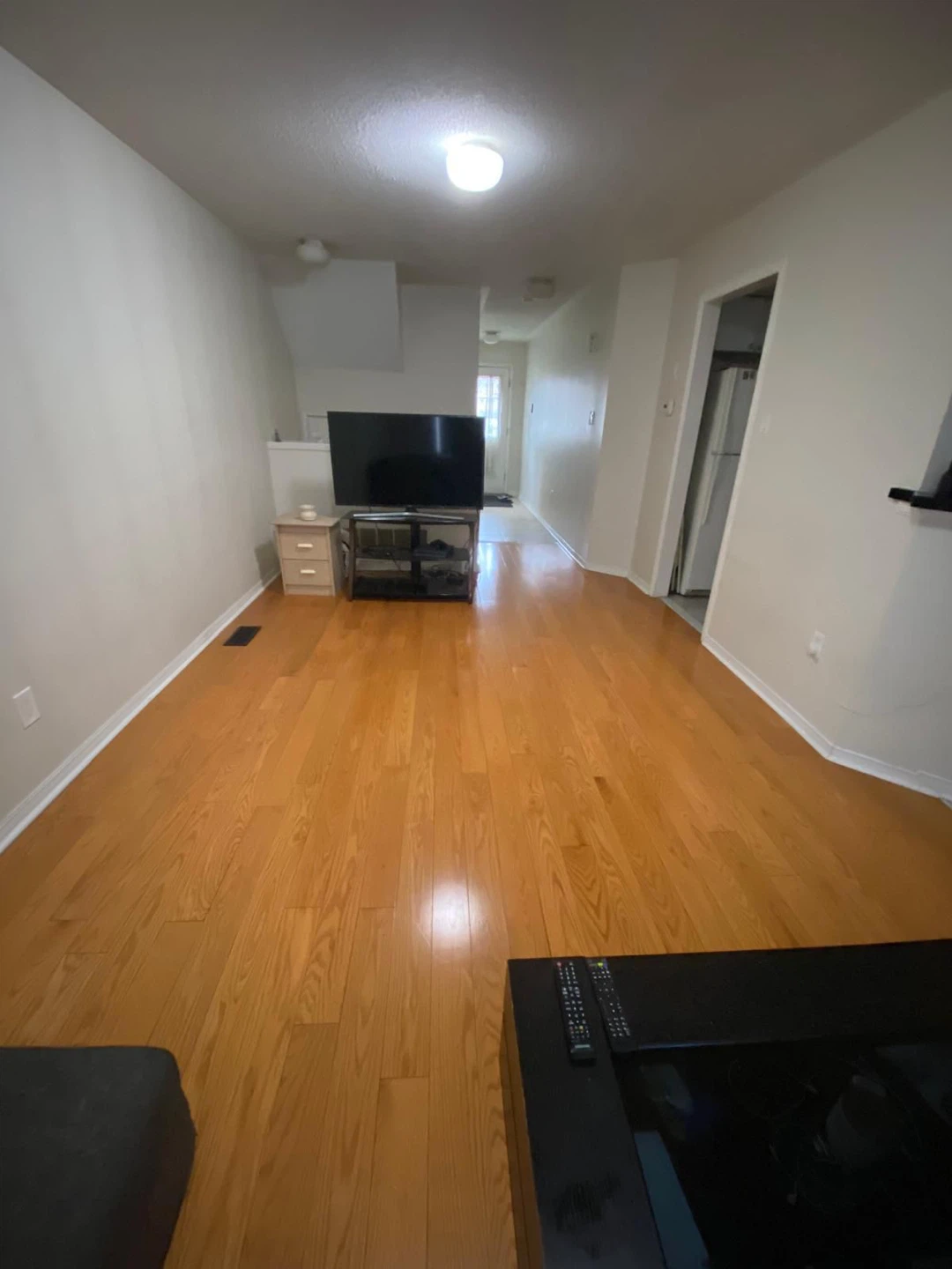 Basement for rent - photo 3