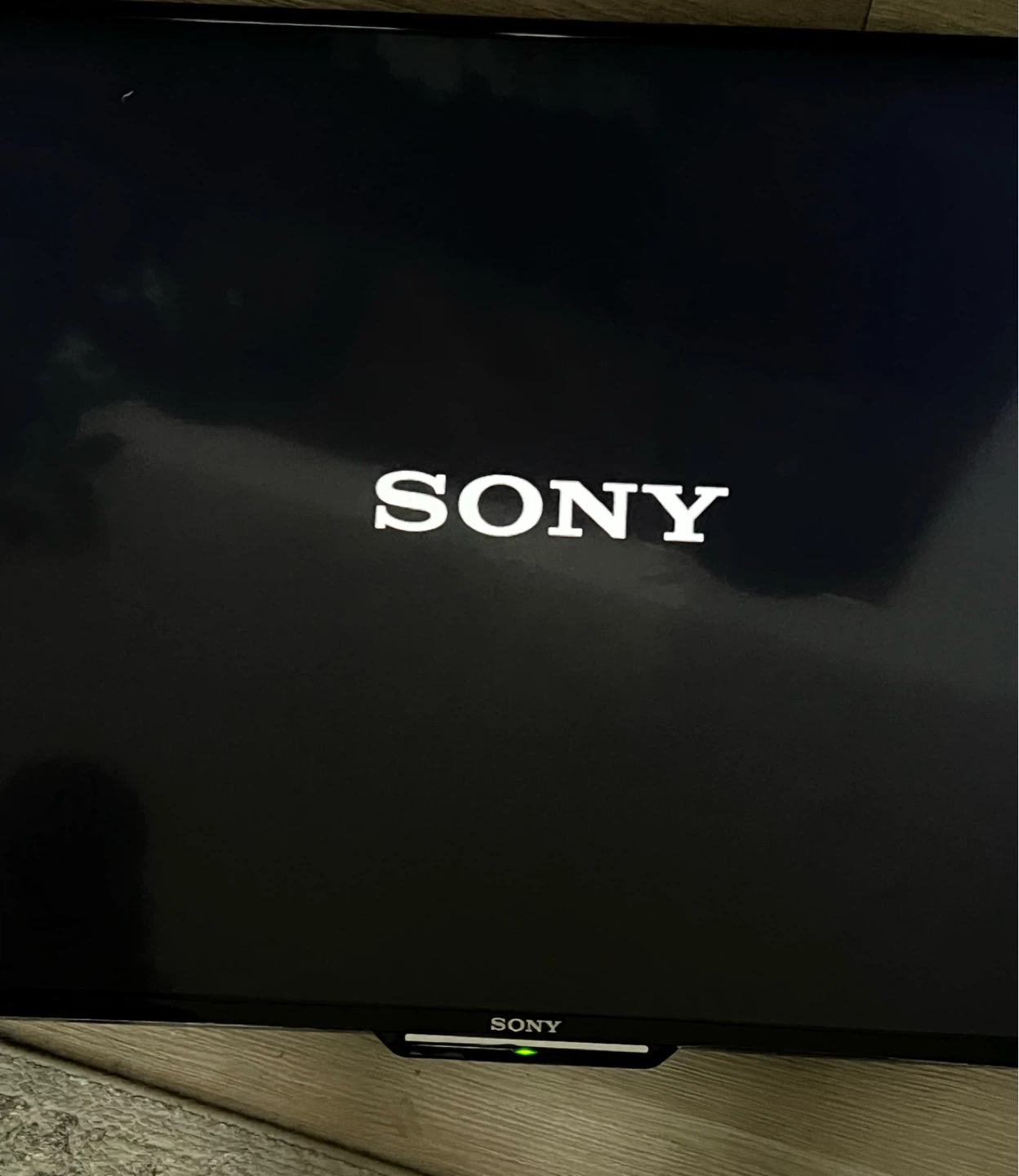 Sony TV 48 inch & Wall Mount - photo 2