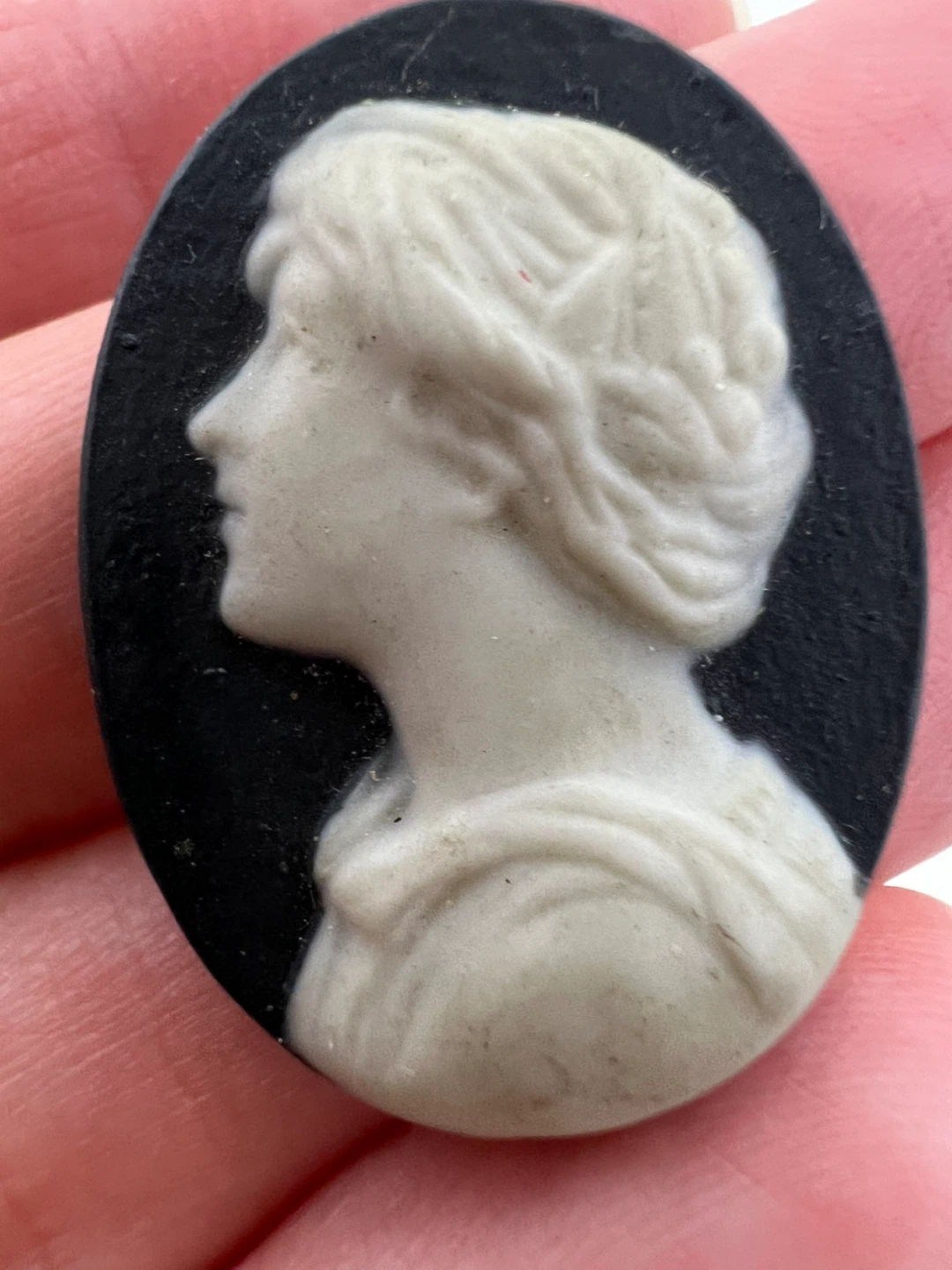 Collection of Vintage Carved Pendants - photo 5