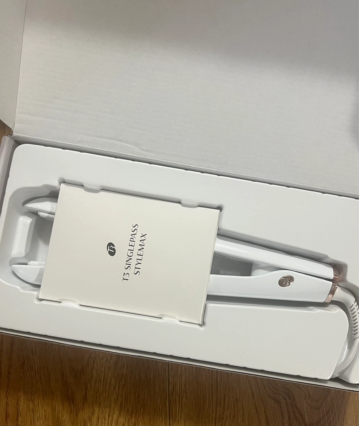 T3 Singlepass Stylemax 1" Flat Iron - White