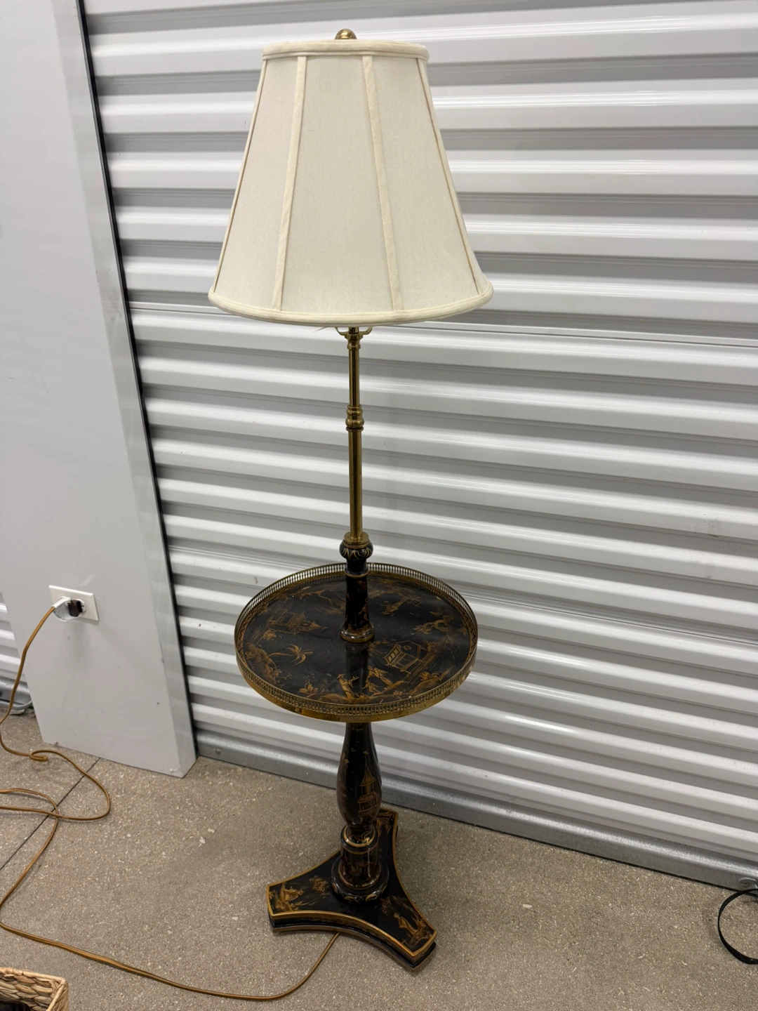 VTG Chinoiserie Table Floor Lamp Circa 1950's - photo 2