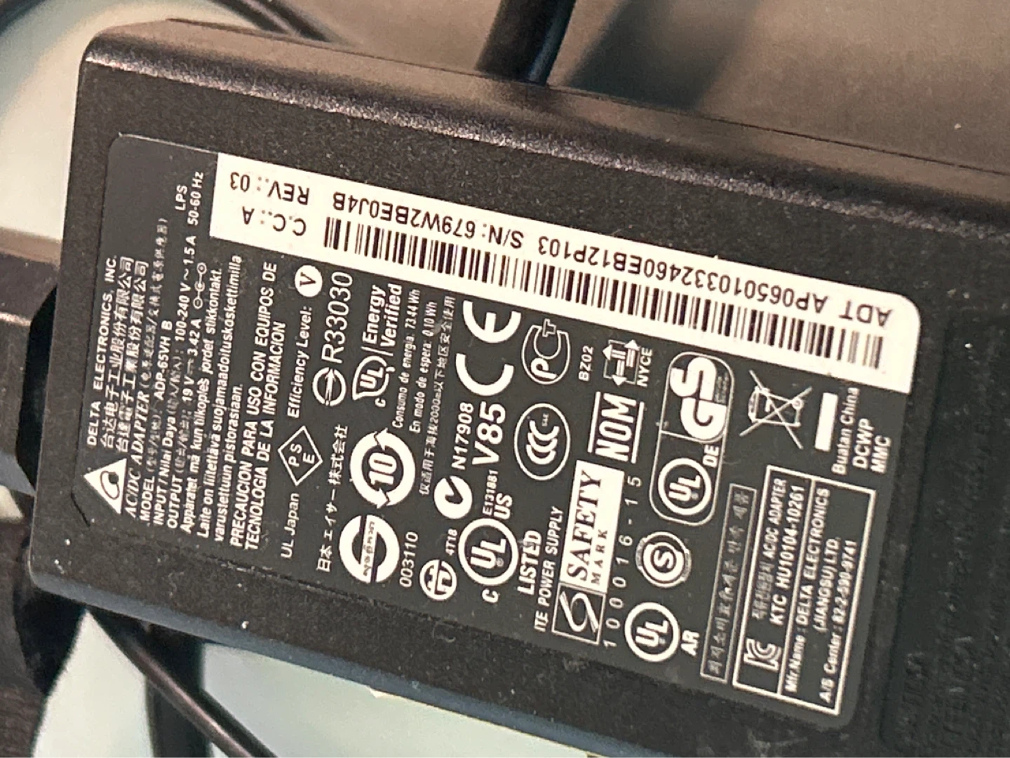 Acer laptop charger 65 watt