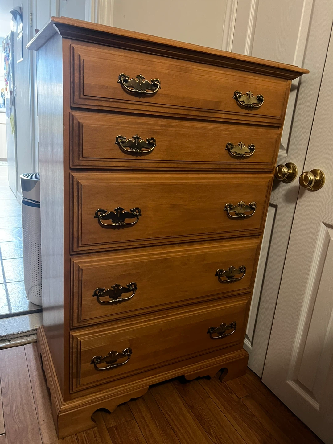 Wooden 5-Drawer Dresser