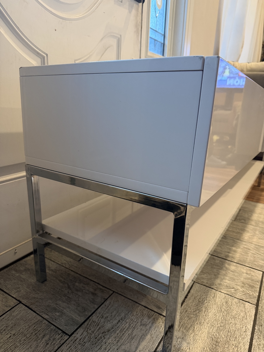 White Glossy TV Console Table - photo 4