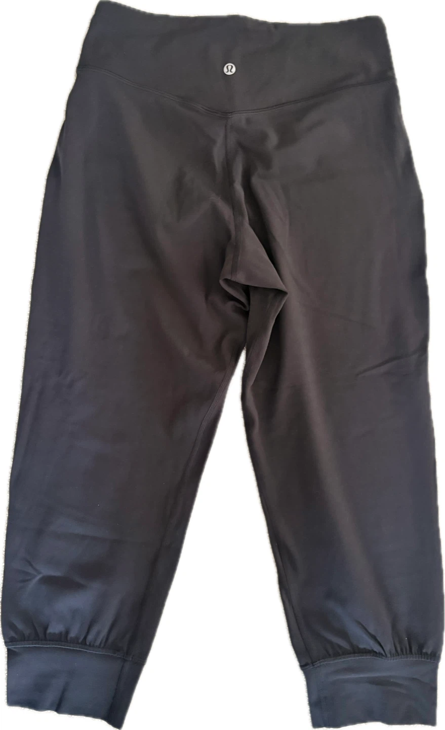 Lululemon Women's Black Cropped Yoga Pants Size 6