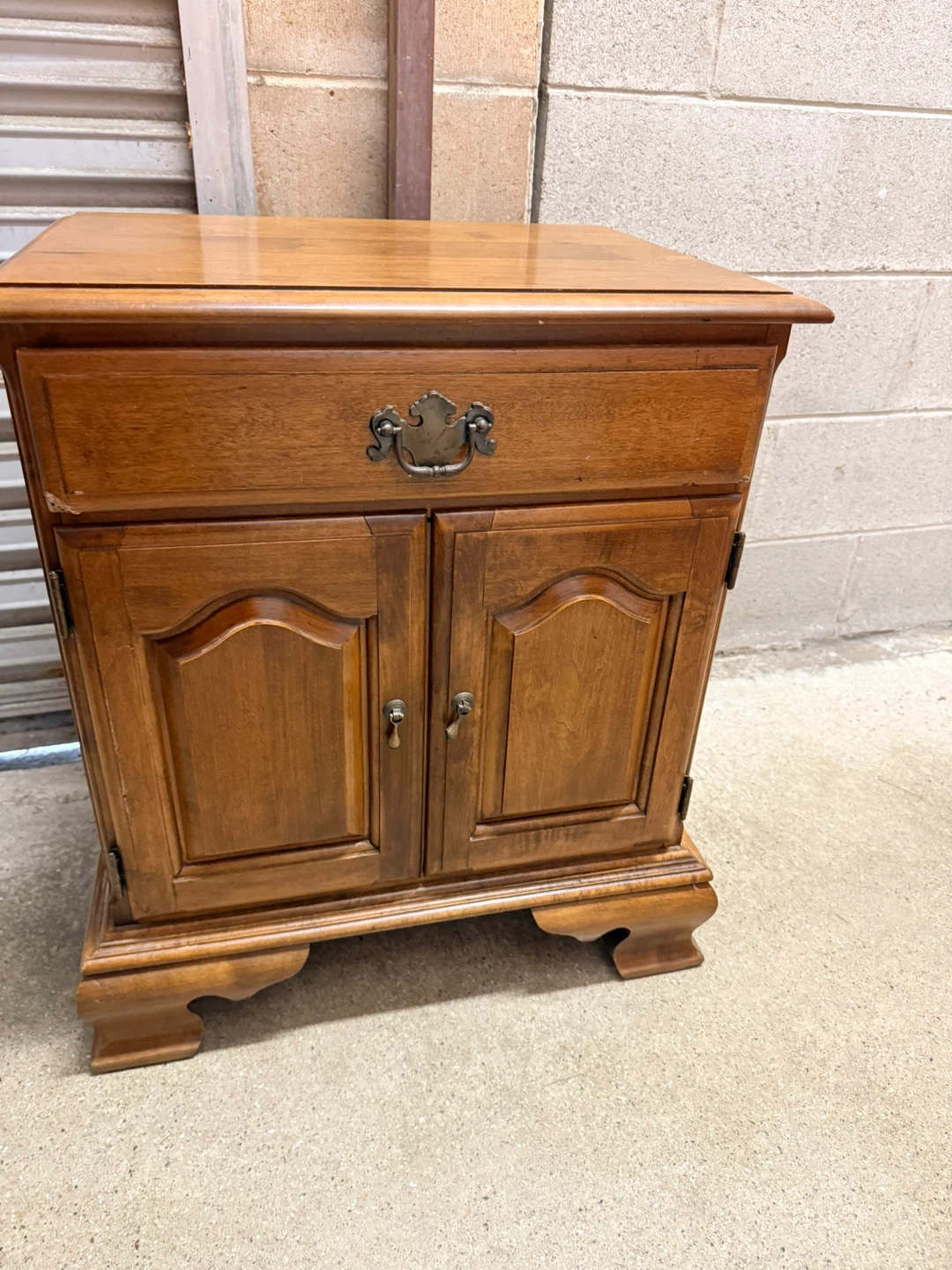 Vintage ETHAN ALLEN  Colonial Early American 24" Nightstand - photo 2