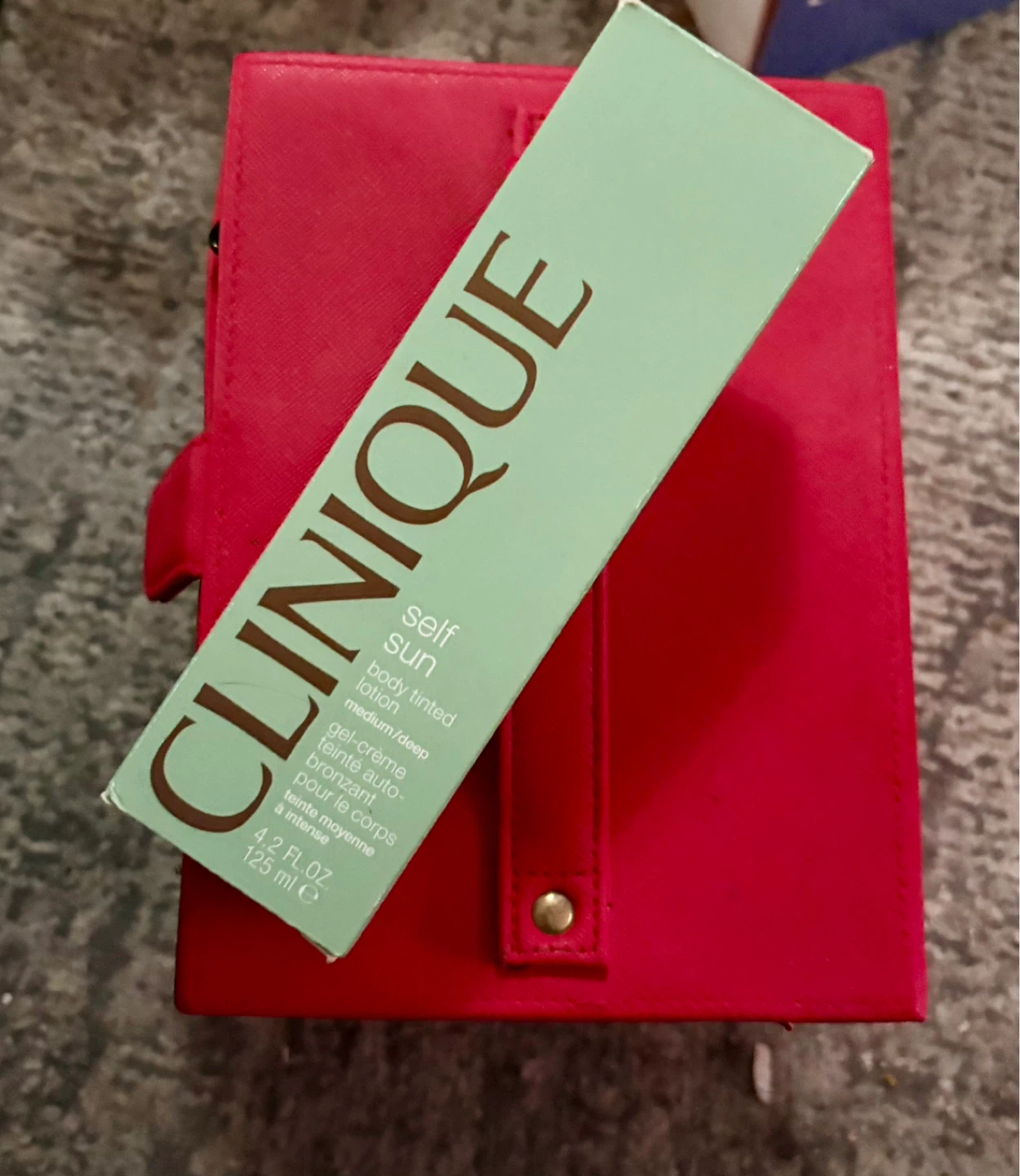 New Sealed Clinique Self Sun Body Tinted Lotion - Medium/Deep