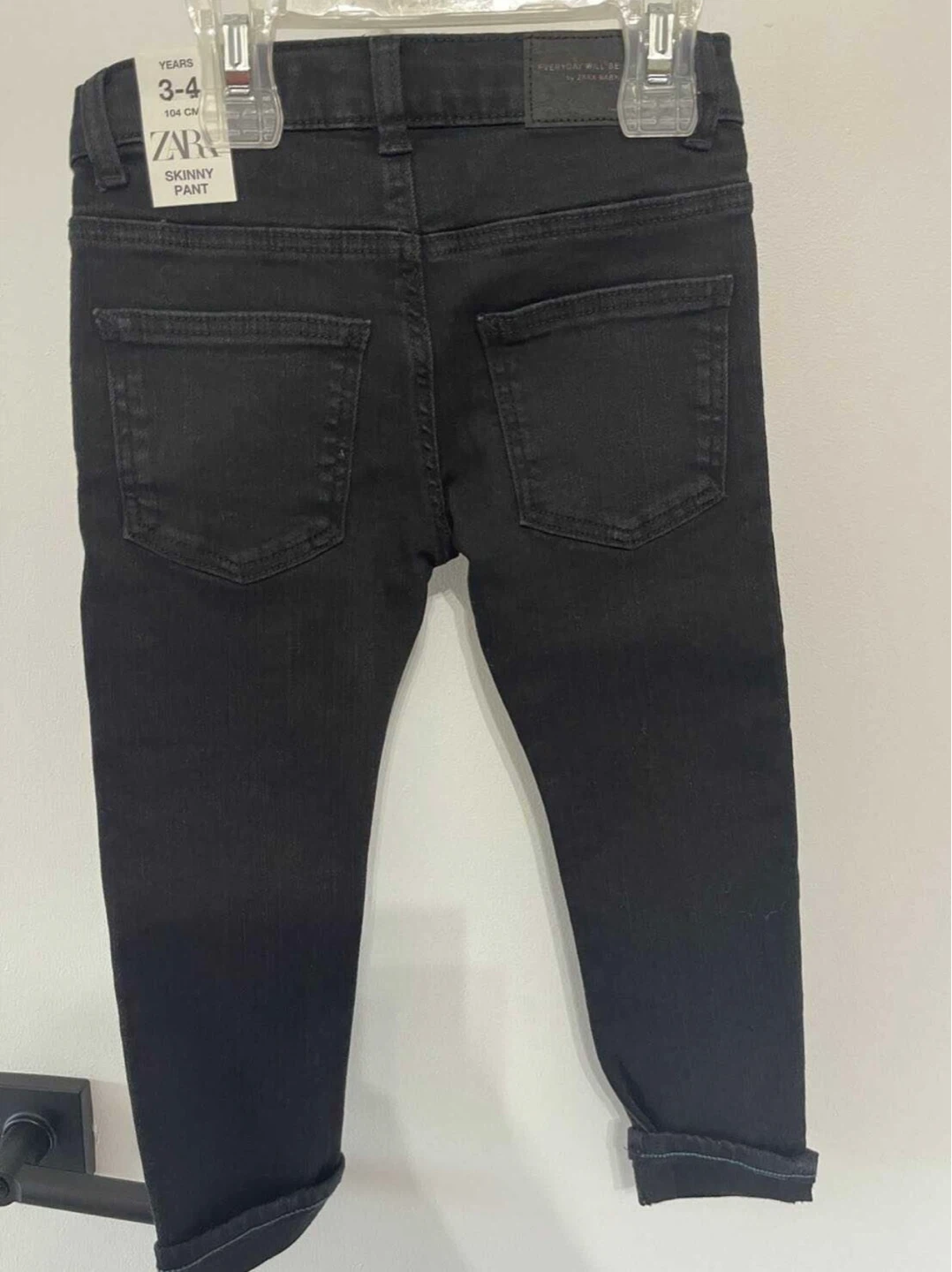 BNWT Zara 3/4 boys skinny jeans - photo 2
