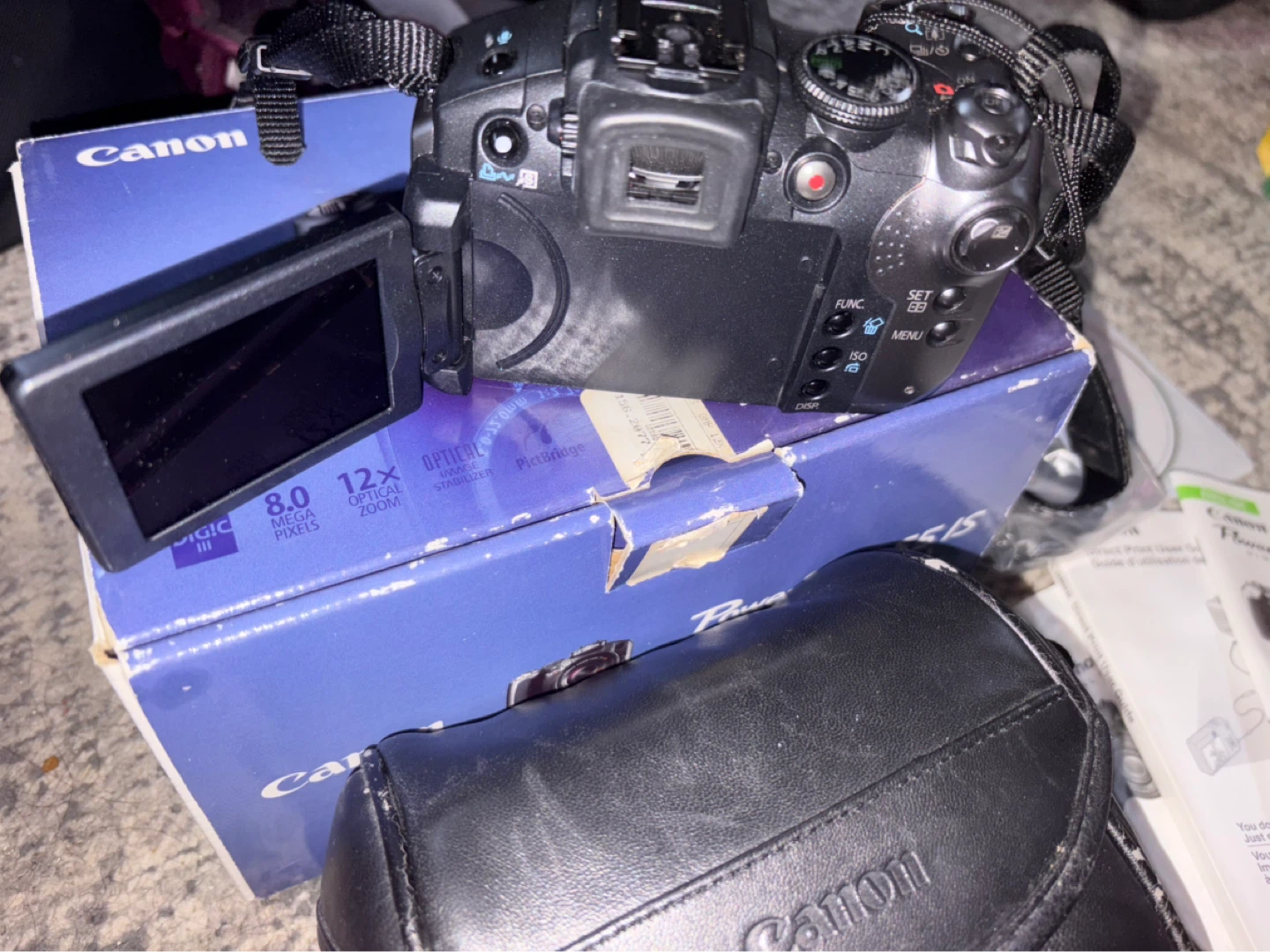 Canon PowerShot S5 IS Digital Camera with Case - photo 2